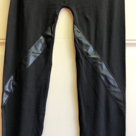 NWOT Leggings S - Picture 3 of 10